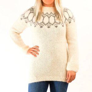 Women's Nordic Store 100% Pure Wool Handknit Sweater from Iceland Size Medium